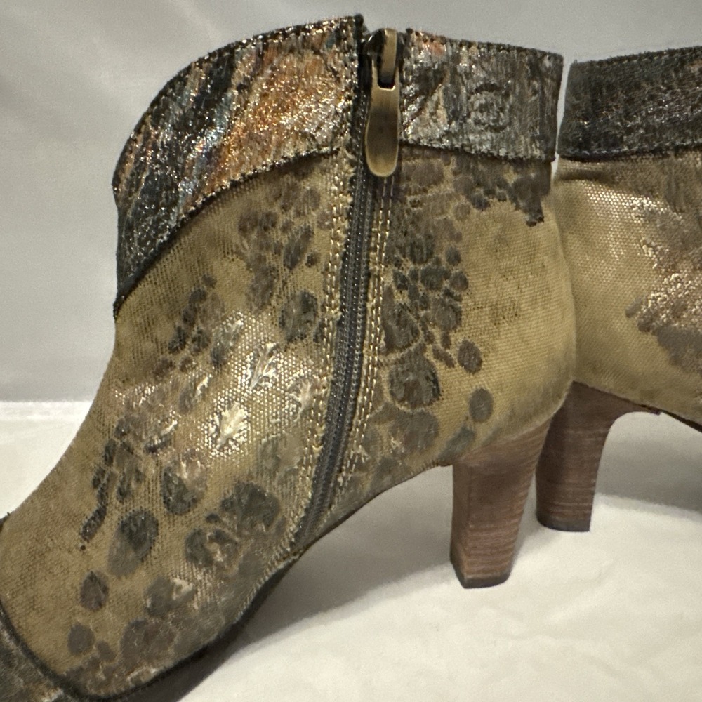 L'Artiste Spring Step Eleni Metallic Taupe Multi Leather Boot Bootie SZ 40 - Picture 5 of 10